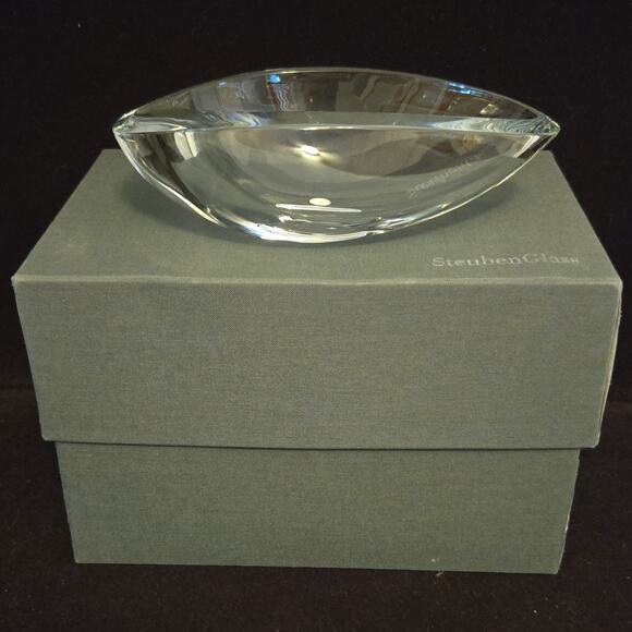 Steuben Other - Steuben Glass Ted Muehling Convex Seed Pod Bowl Clear Crystal Signed New In Box